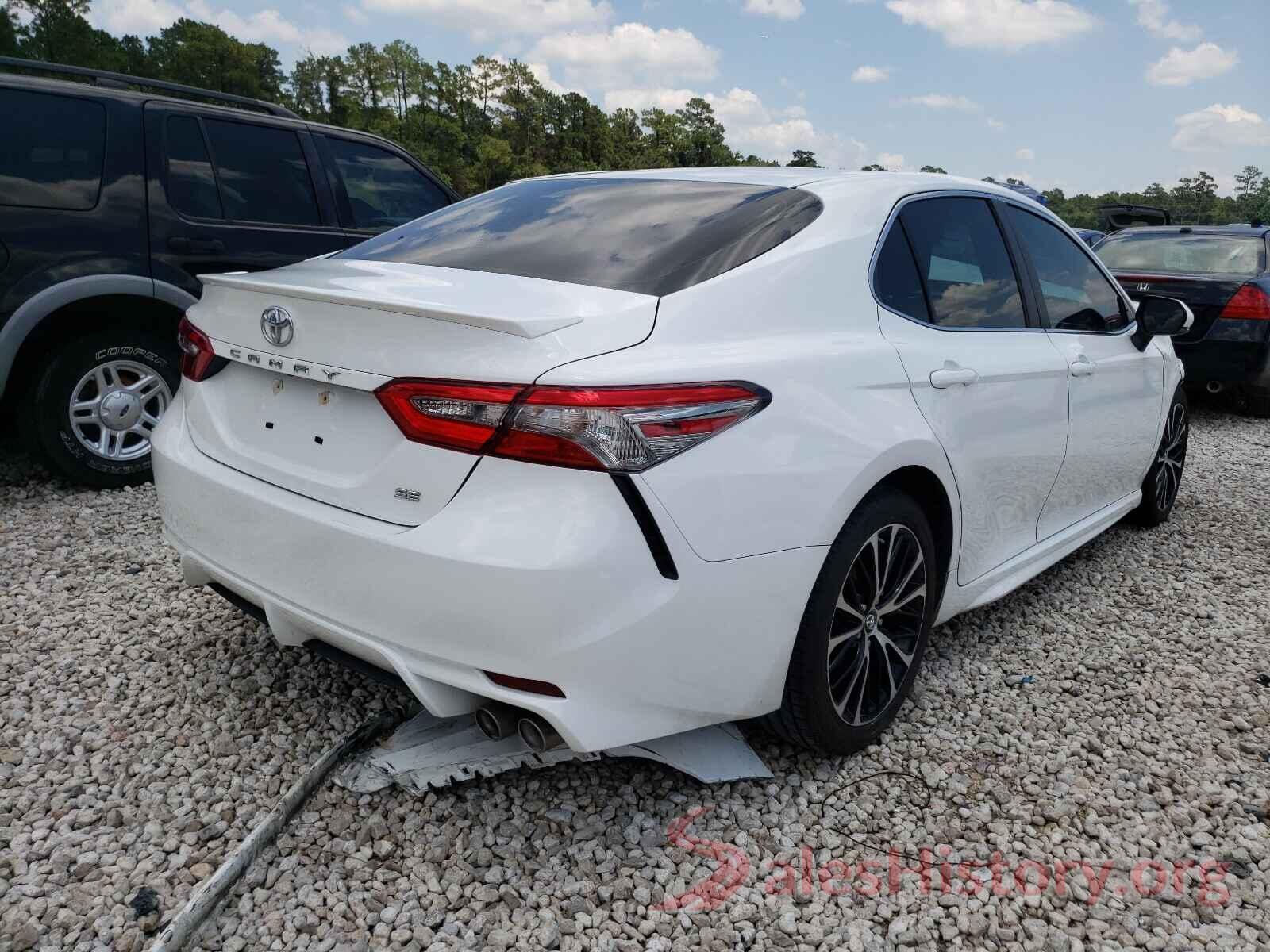 4T1B11HK7JU134883 2018 TOYOTA CAMRY