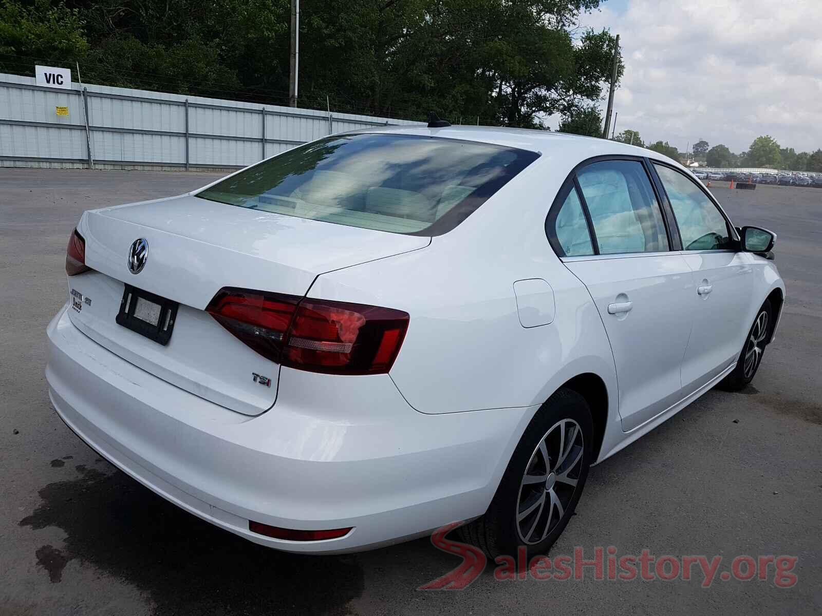 3VWDB7AJ8HM405895 2017 VOLKSWAGEN JETTA