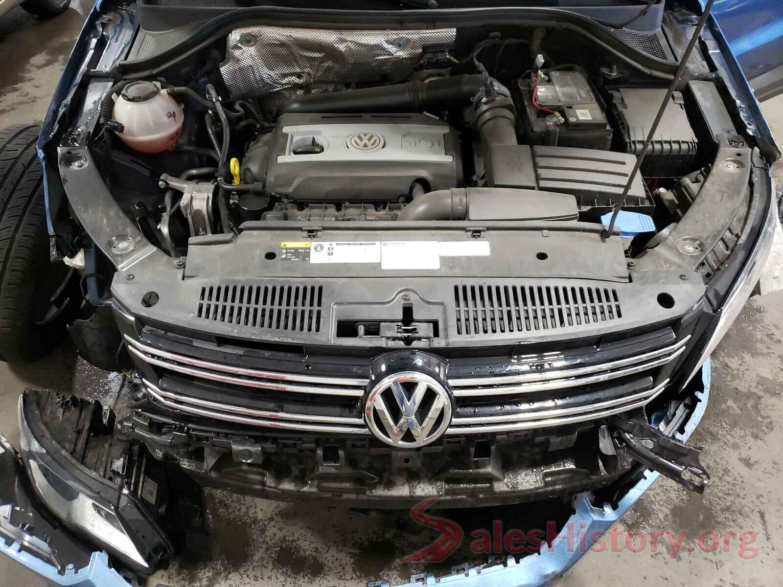 WVGAV7AX0HK047079 2017 VOLKSWAGEN TIGUAN