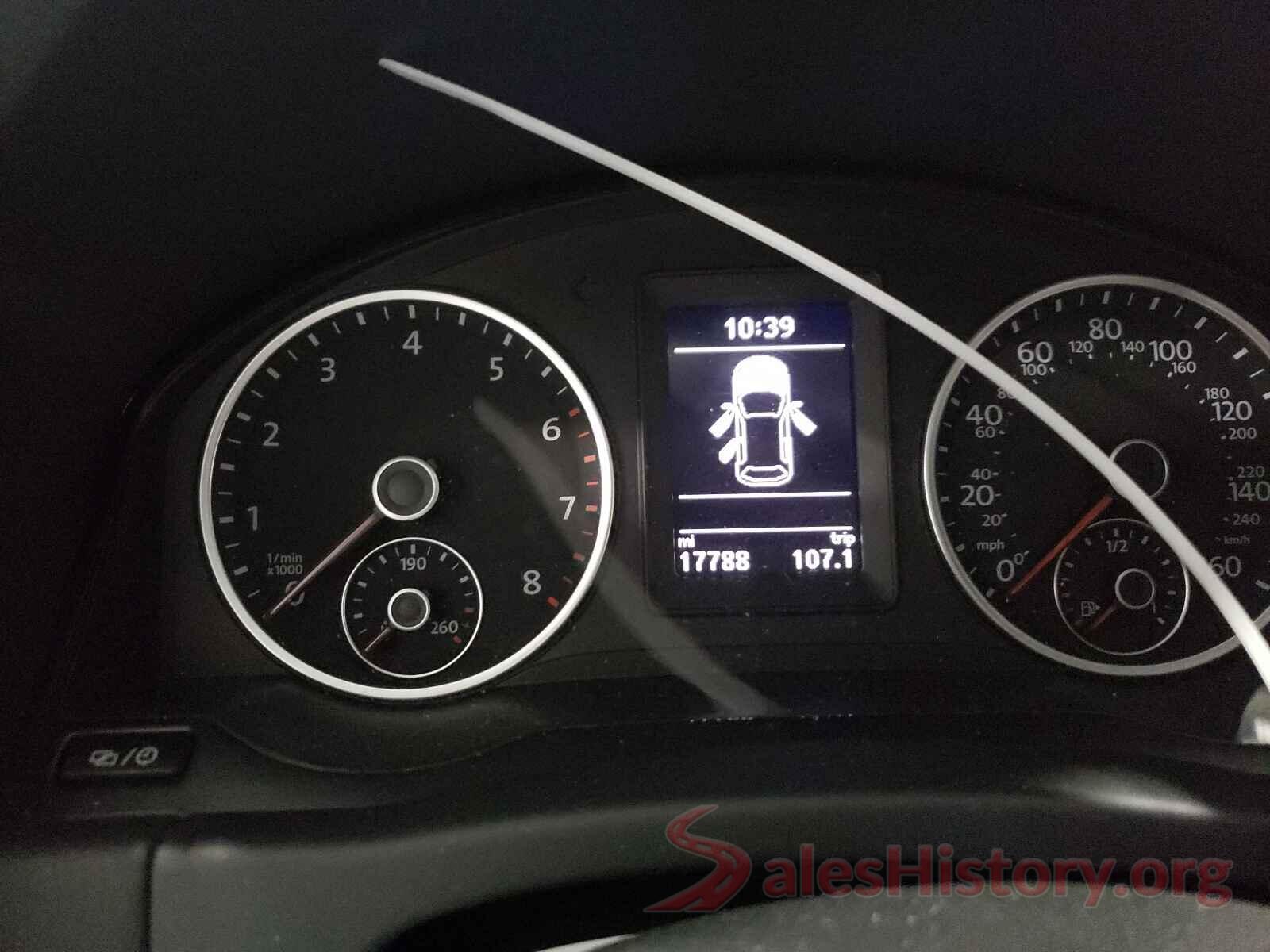 WVGAV7AX0HK047079 2017 VOLKSWAGEN TIGUAN