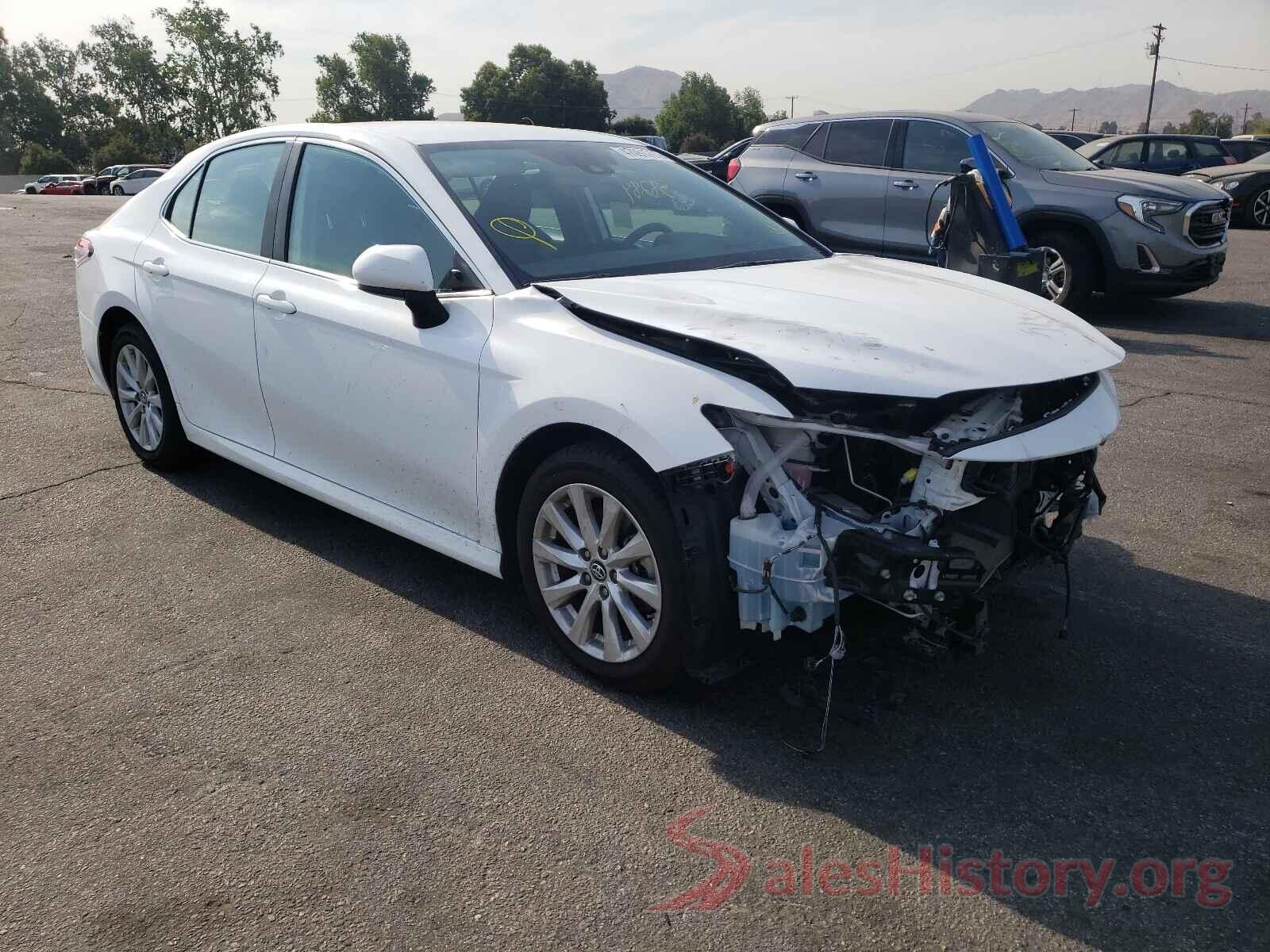 4T1B11HK0KU784754 2019 TOYOTA CAMRY