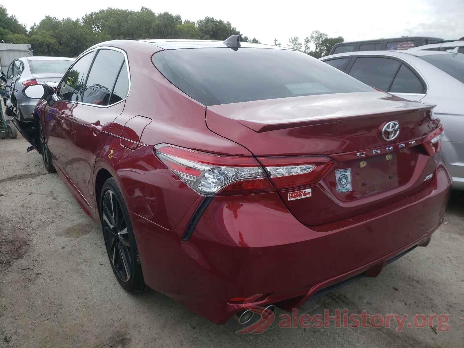 4T1B61HK3JU589165 2018 TOYOTA CAMRY