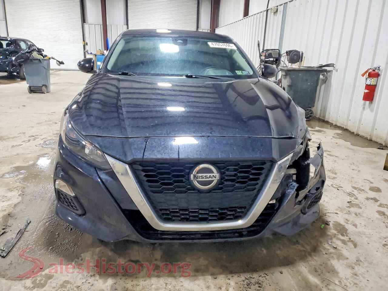 2022 NISSAN ALTIMA VIN 1N4BL4BV1NN387612, rear view