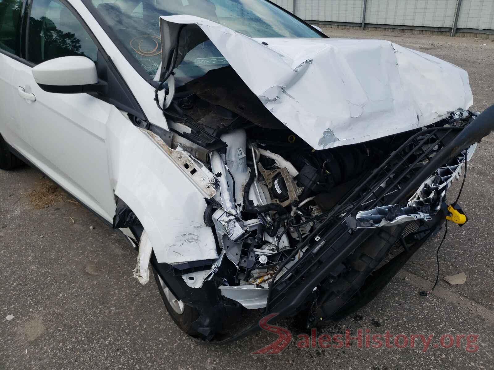 1FADP3F28JL307039 2018 FORD FOCUS