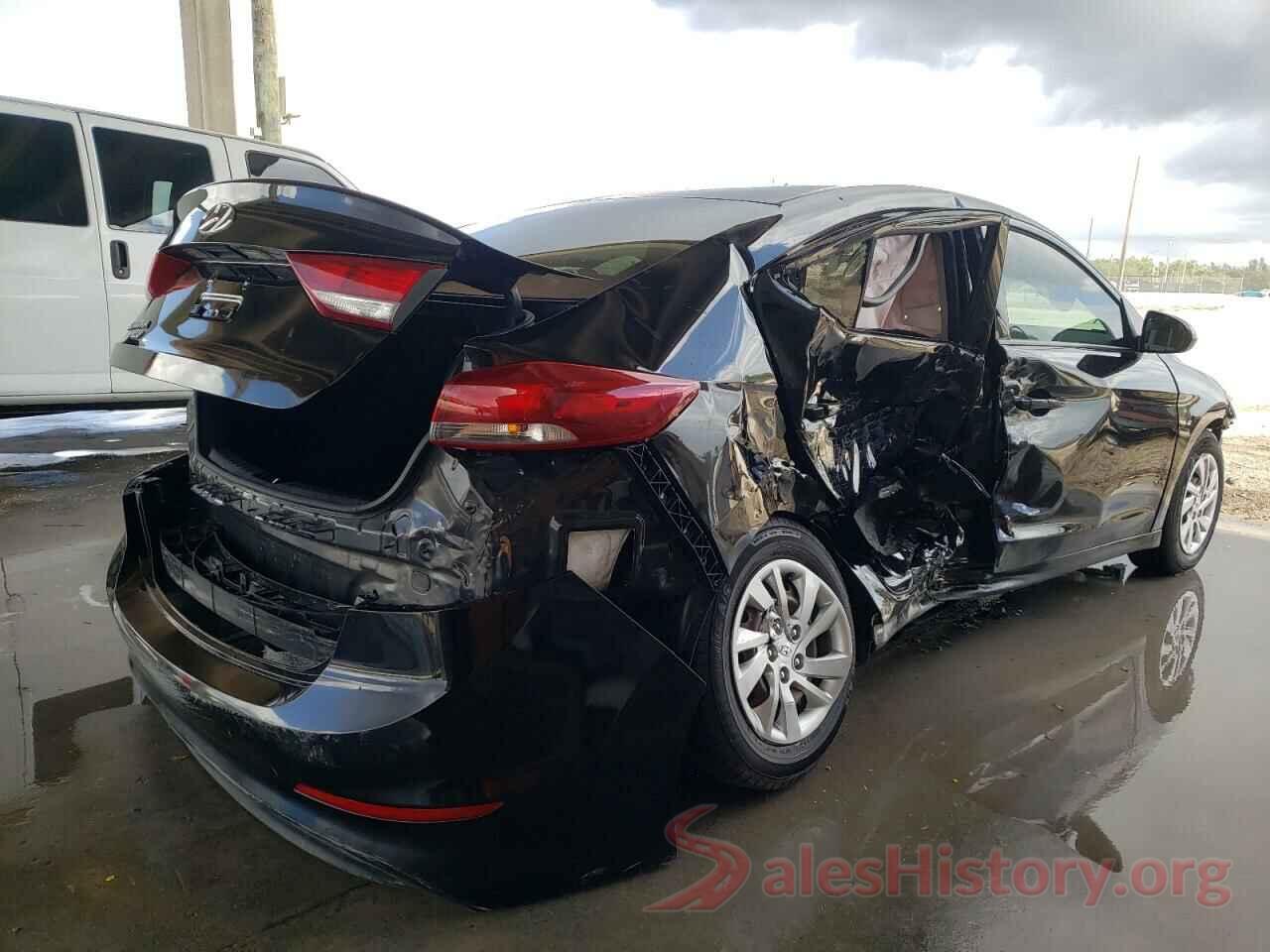 5NPD74LF8JH333605 2018 HYUNDAI ELANTRA