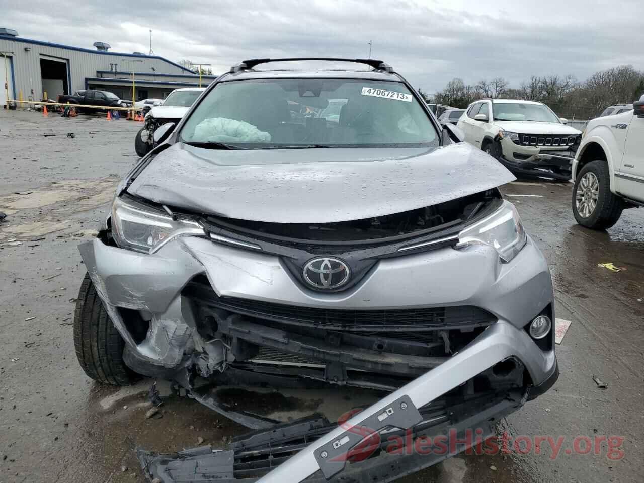 JTMYFREV2JD127644 2018 TOYOTA RAV4