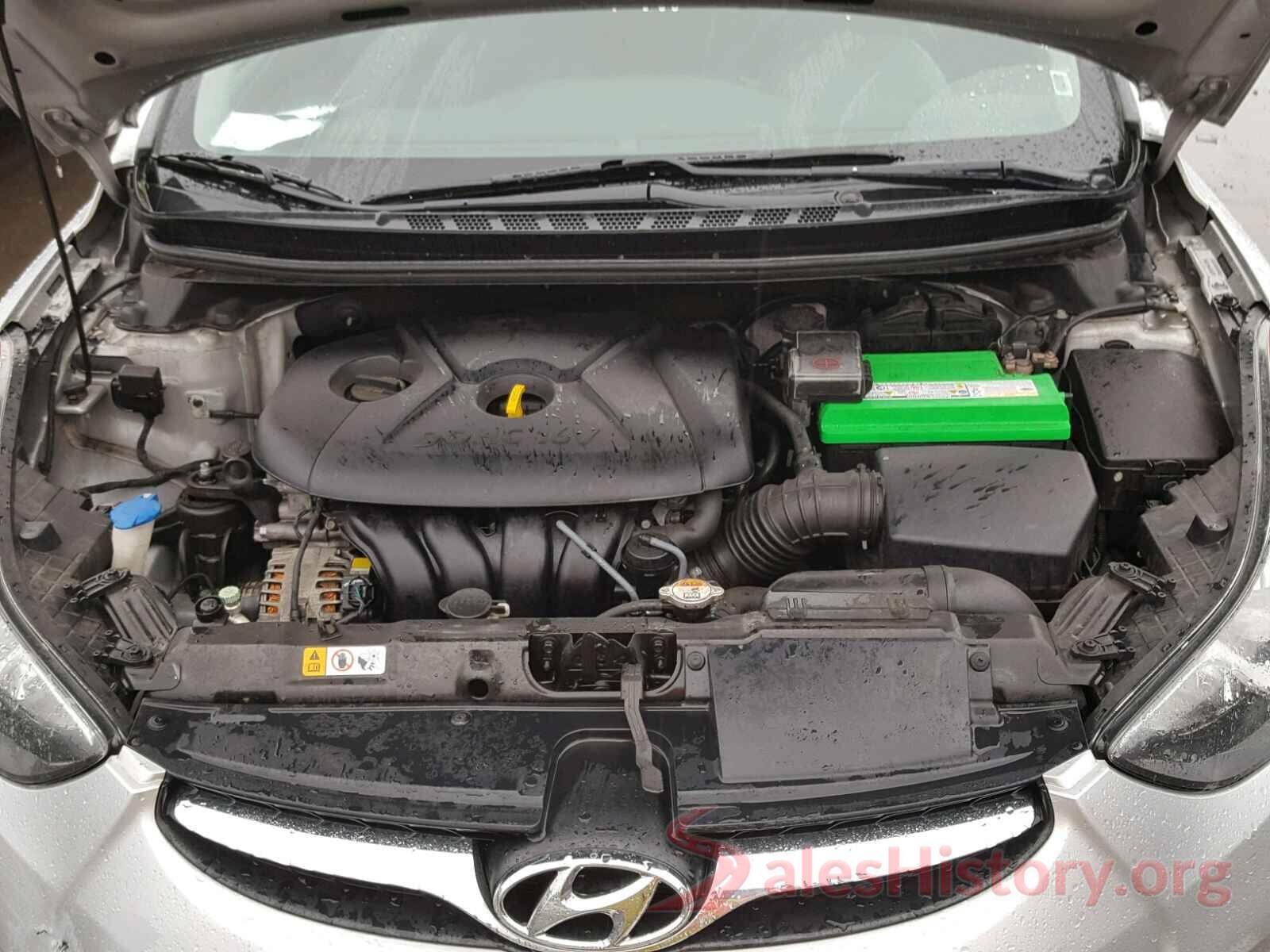 5NPDH4AE8DH271974 2013 HYUNDAI ELANTRA