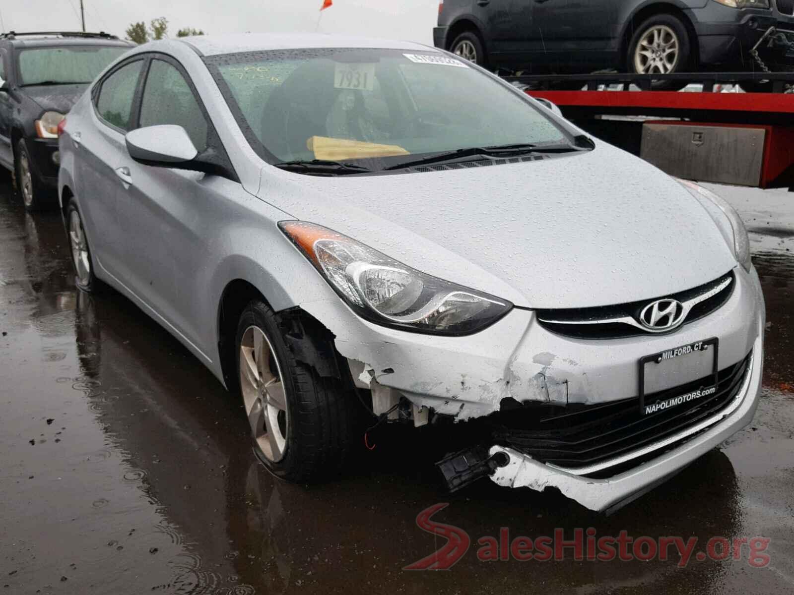 5NPDH4AE8DH271974 2013 HYUNDAI ELANTRA