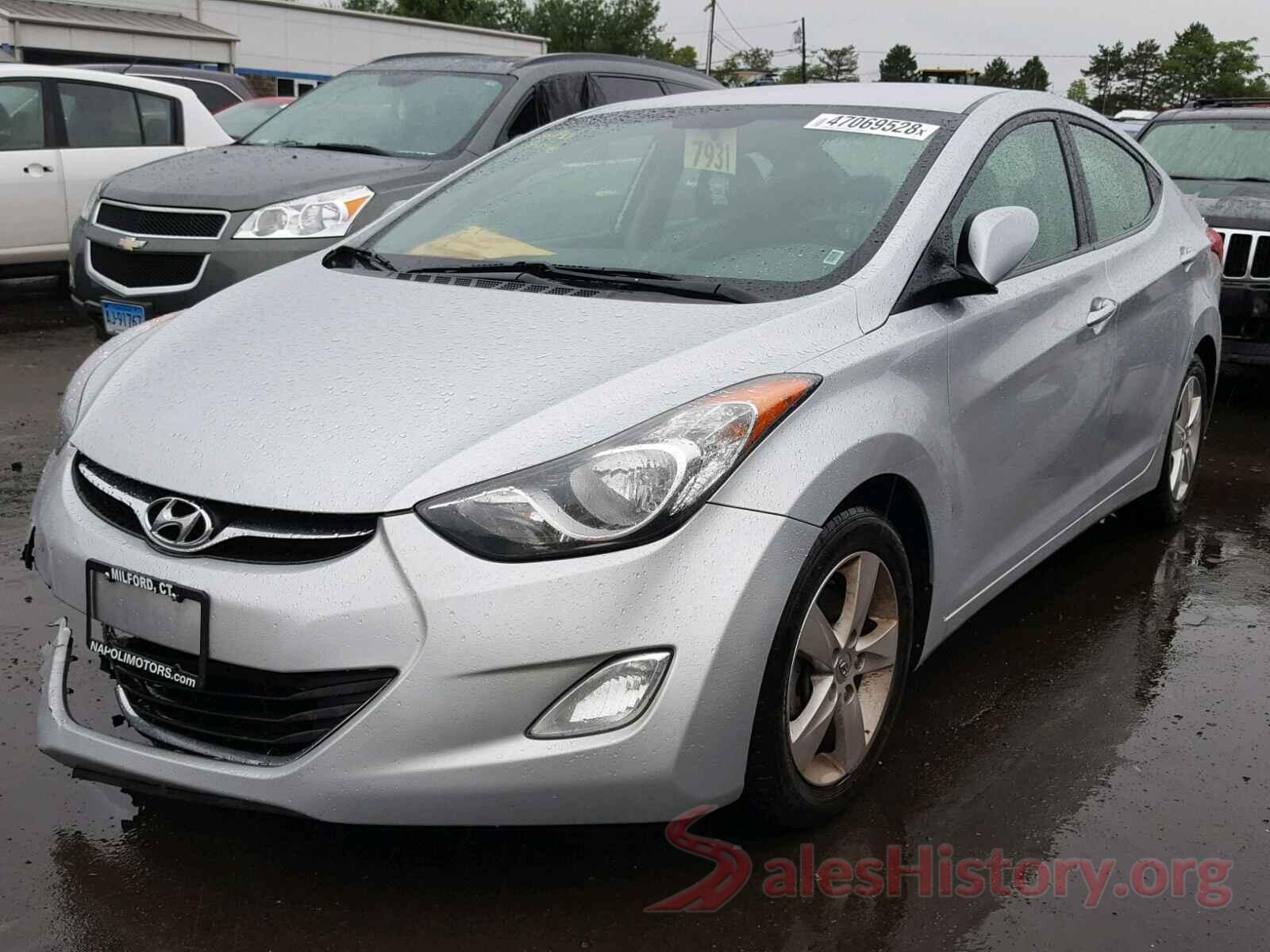 5NPDH4AE8DH271974 2013 HYUNDAI ELANTRA