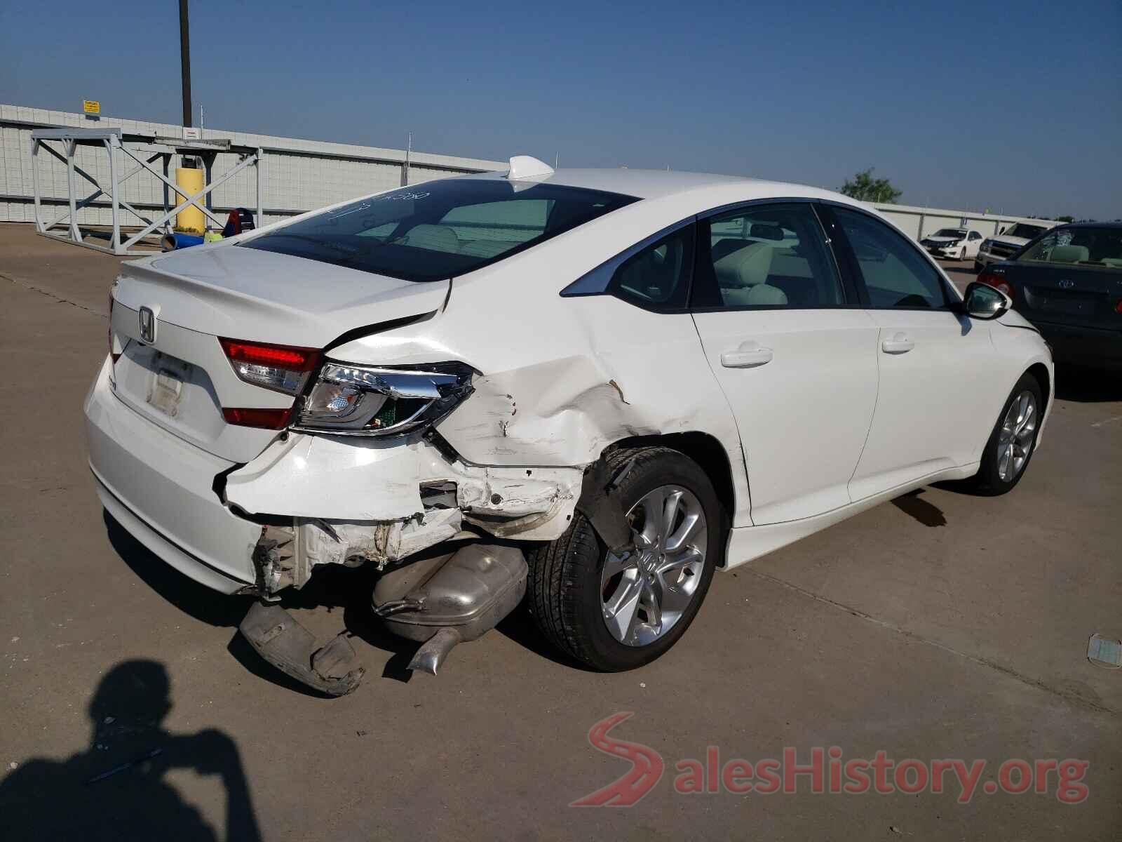 1HGCV1F10JA205397 2018 HONDA ACCORD