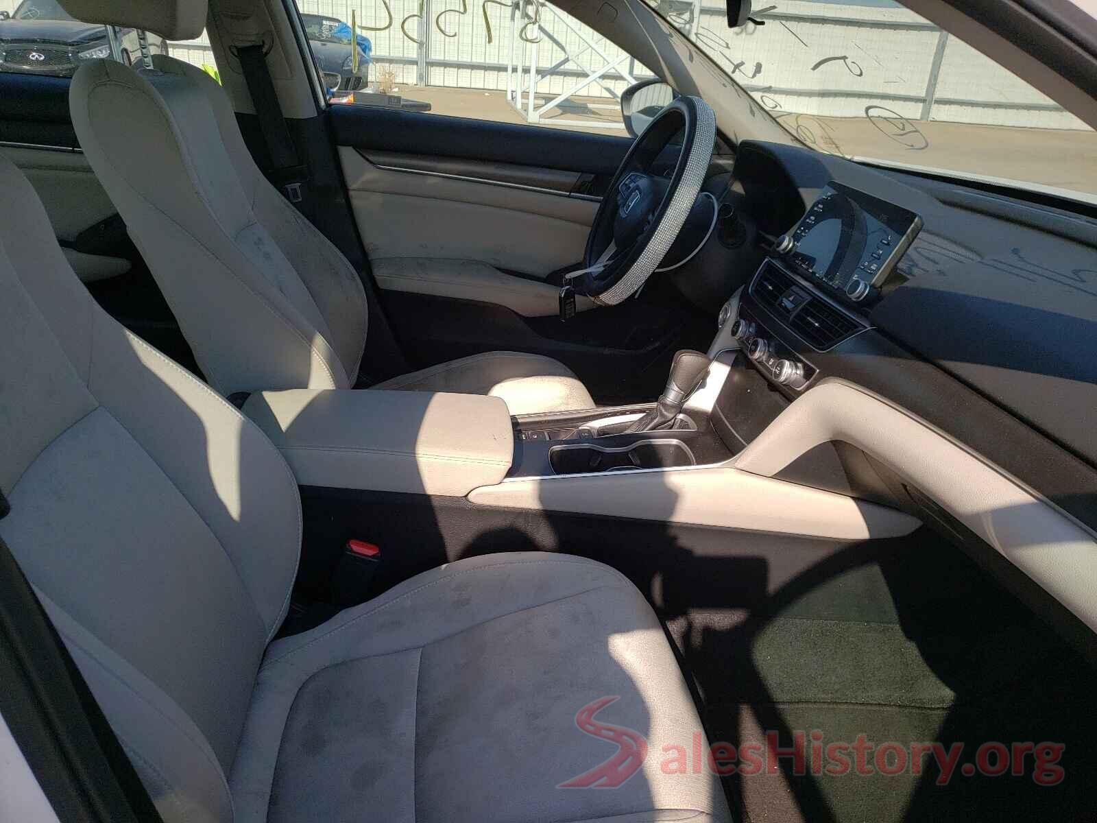 1HGCV1F10JA205397 2018 HONDA ACCORD