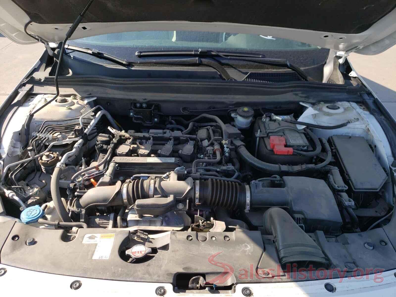 1HGCV1F10JA205397 2018 HONDA ACCORD