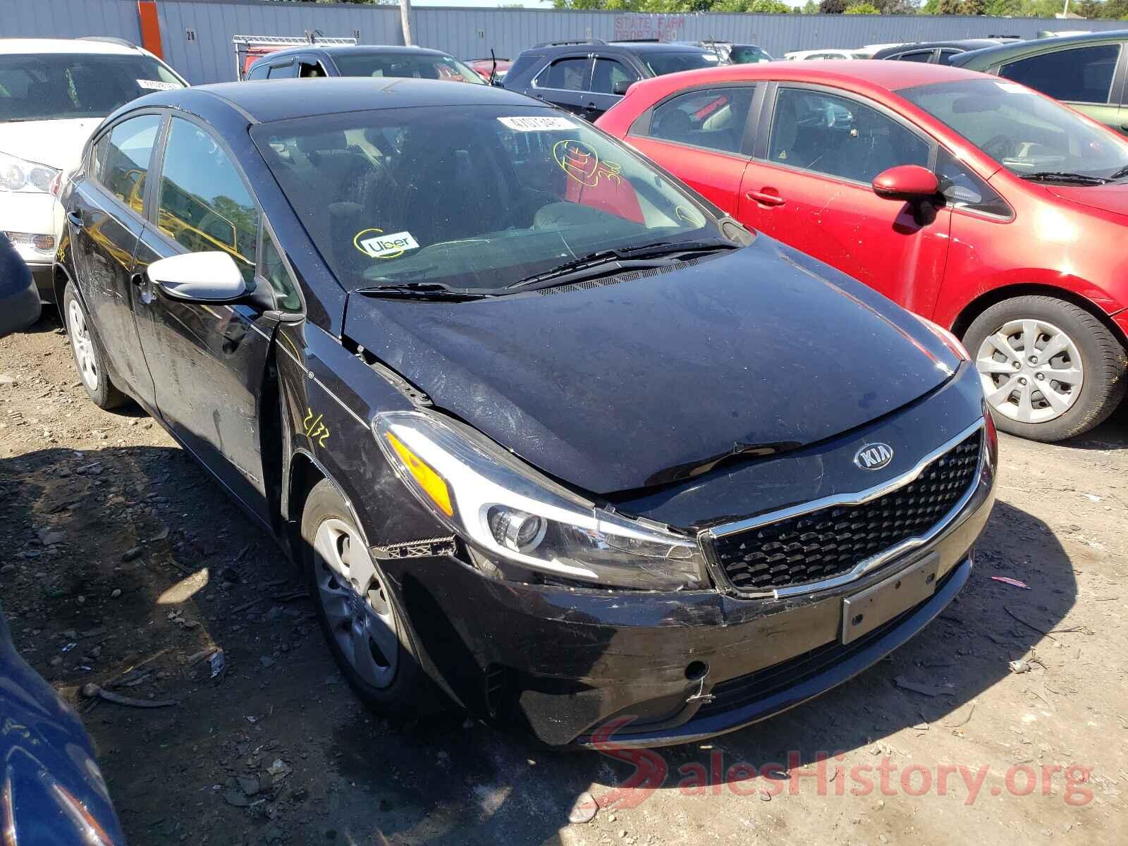 3KPFK4A78HE157821 2017 KIA FORTE