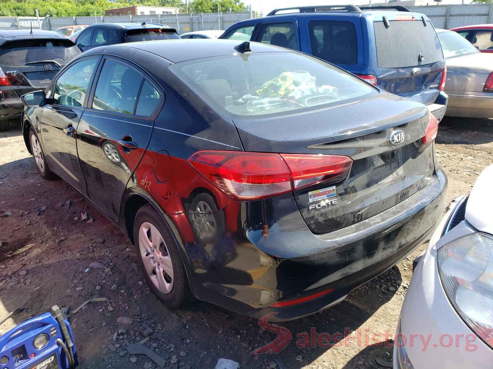 3KPFK4A78HE157821 2017 KIA FORTE