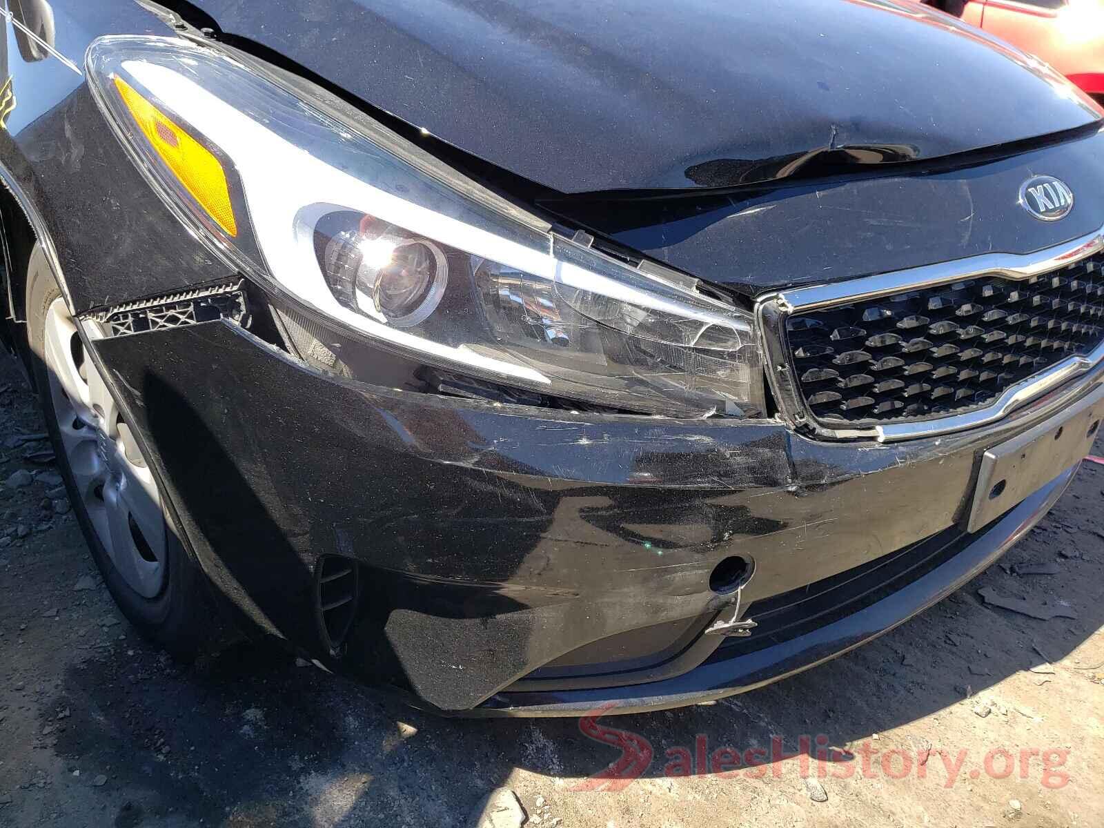 3KPFK4A78HE157821 2017 KIA FORTE