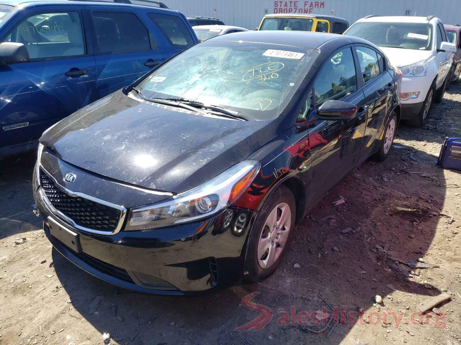 3KPFK4A78HE157821 2017 KIA FORTE