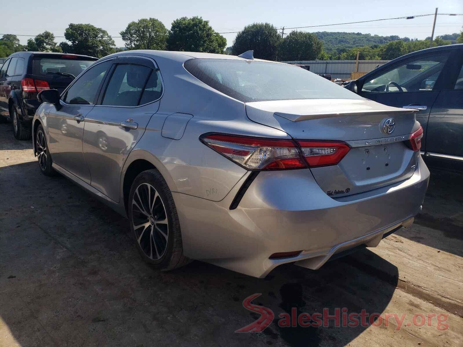 4T1B11HK7JU057125 2018 TOYOTA CAMRY