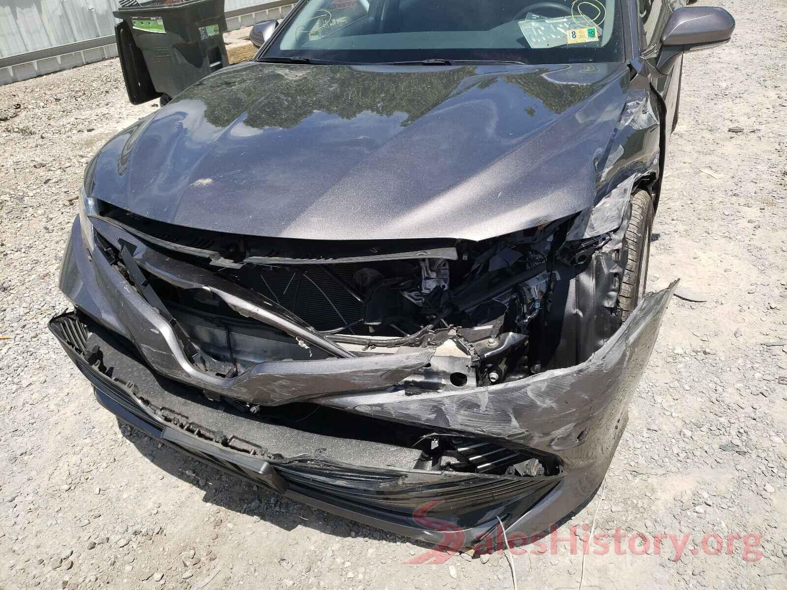 4T1B11HK7JU111684 2018 TOYOTA CAMRY