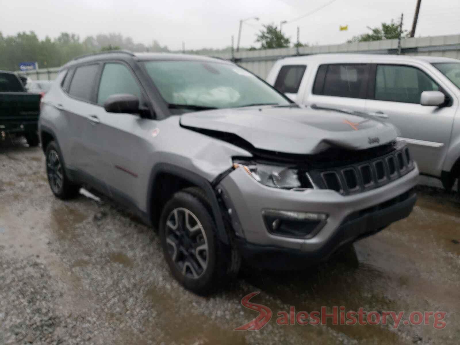 3C4NJDDB8KT744800 2019 JEEP COMPASS