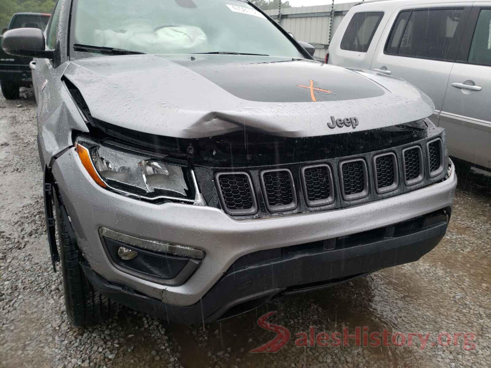 3C4NJDDB8KT744800 2019 JEEP COMPASS