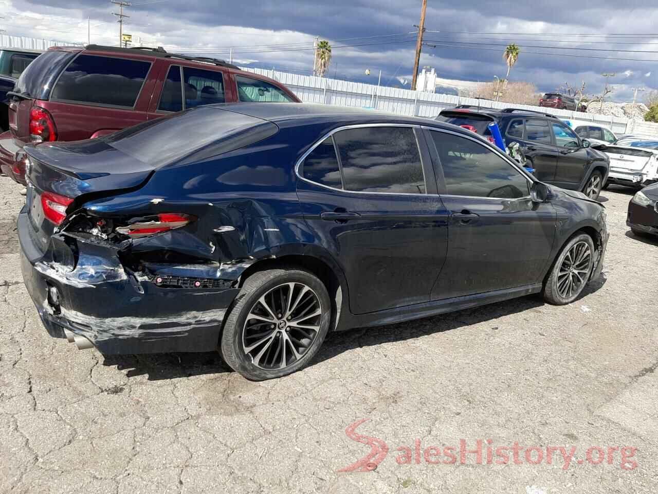 JTNB11HK2J3049150 2018 TOYOTA CAMRY