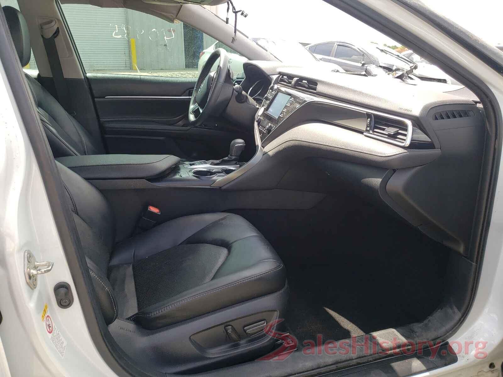 4T1B61HK3JU100120 2018 TOYOTA CAMRY