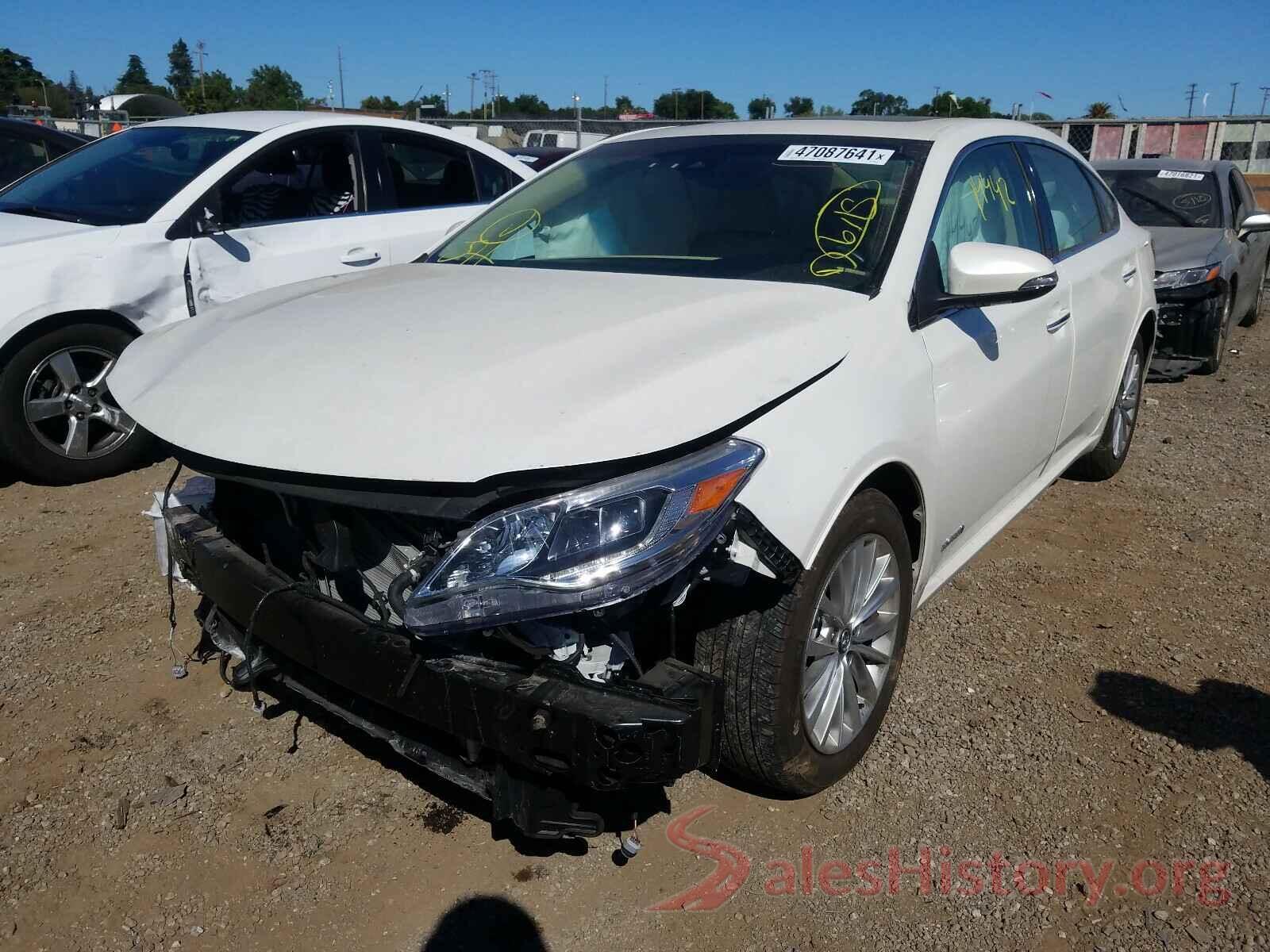 4T1BD1EB9JU063844 2018 TOYOTA AVALON