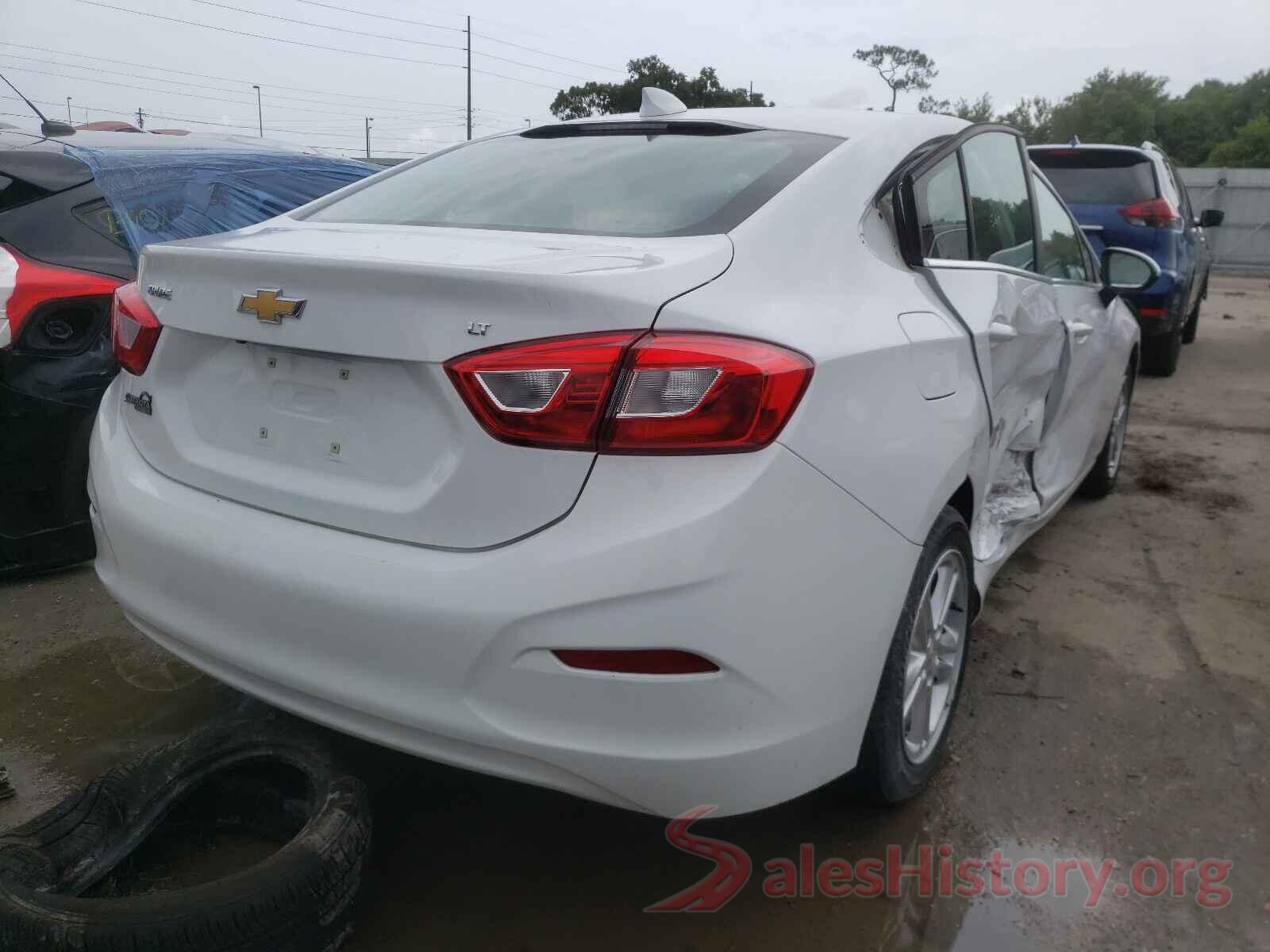 1G1BE5SM0J7236298 2018 CHEVROLET CRUZE