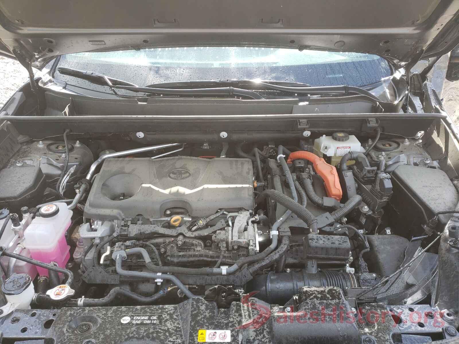 2T3MWRFV7KW038458 2019 TOYOTA RAV4