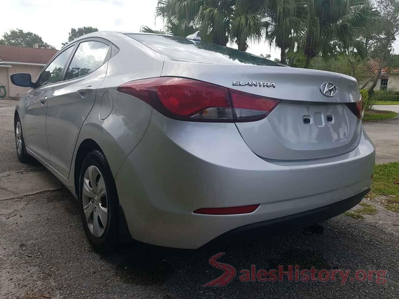 5NPDH4AE3GH795229 2016 HYUNDAI ELANTRA