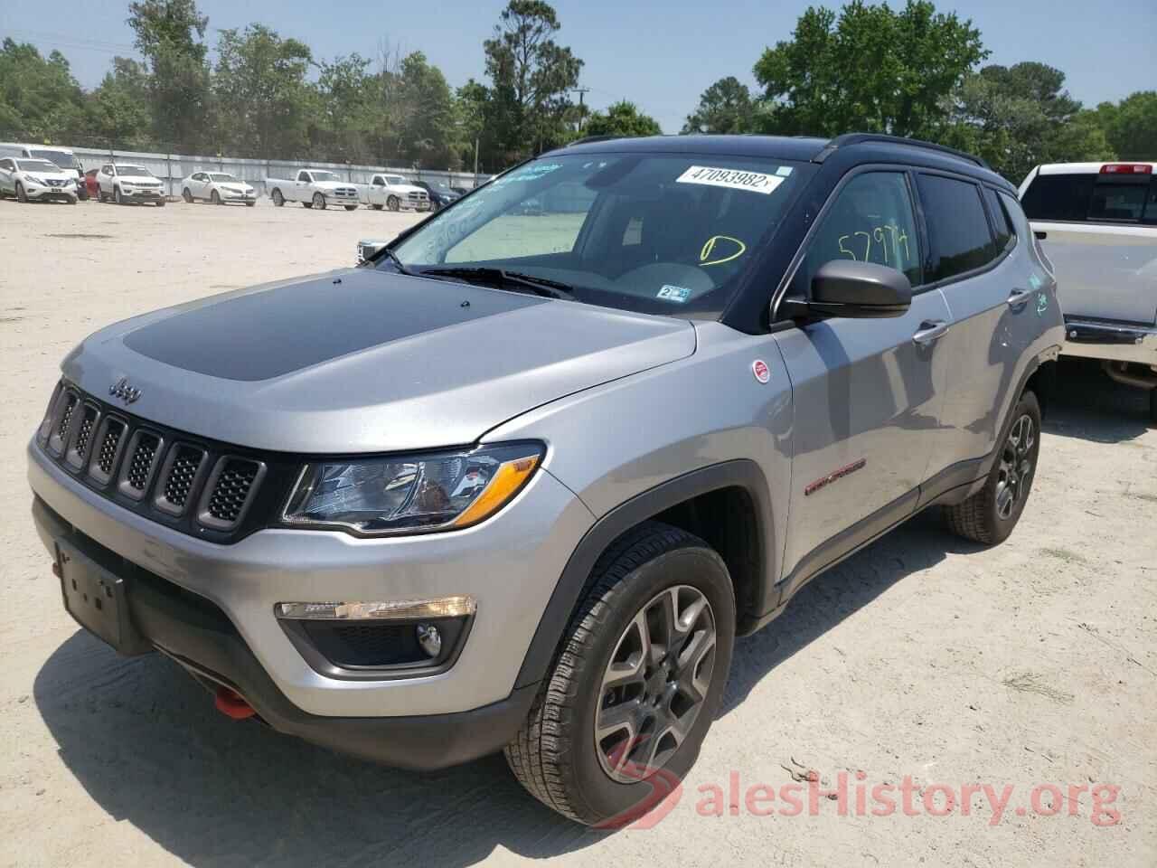 3C4NJDDB4KT671487 2019 JEEP COMPASS