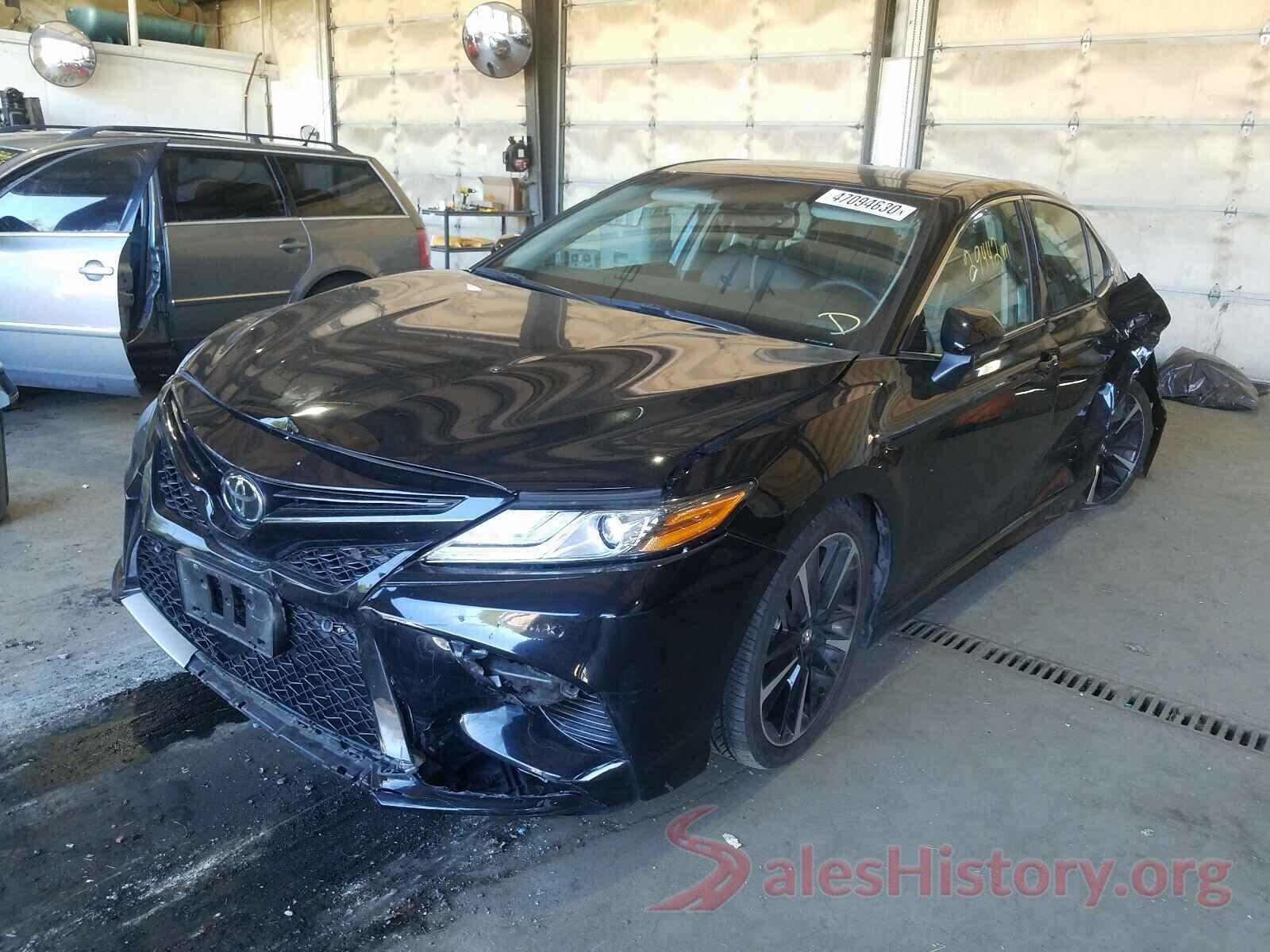 4T1B61HK6JU128686 2018 TOYOTA CAMRY