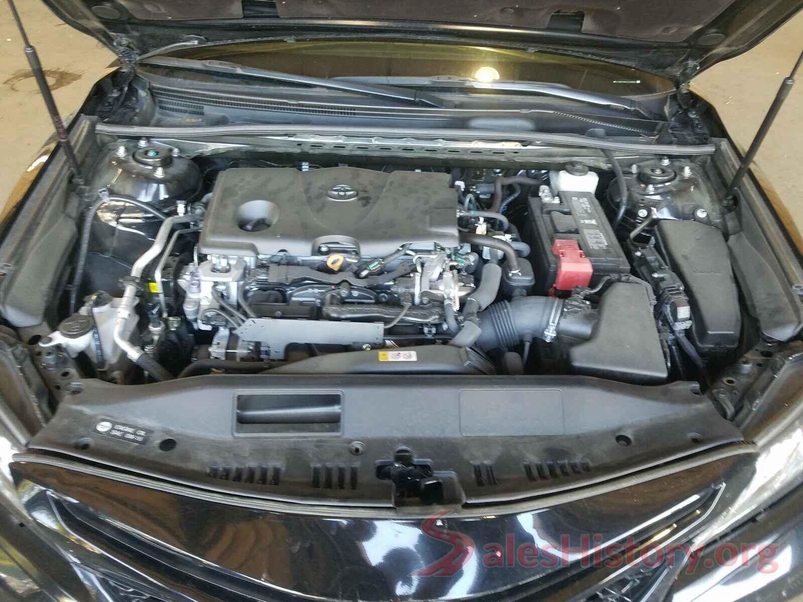 4T1B61HK6JU128686 2018 TOYOTA CAMRY