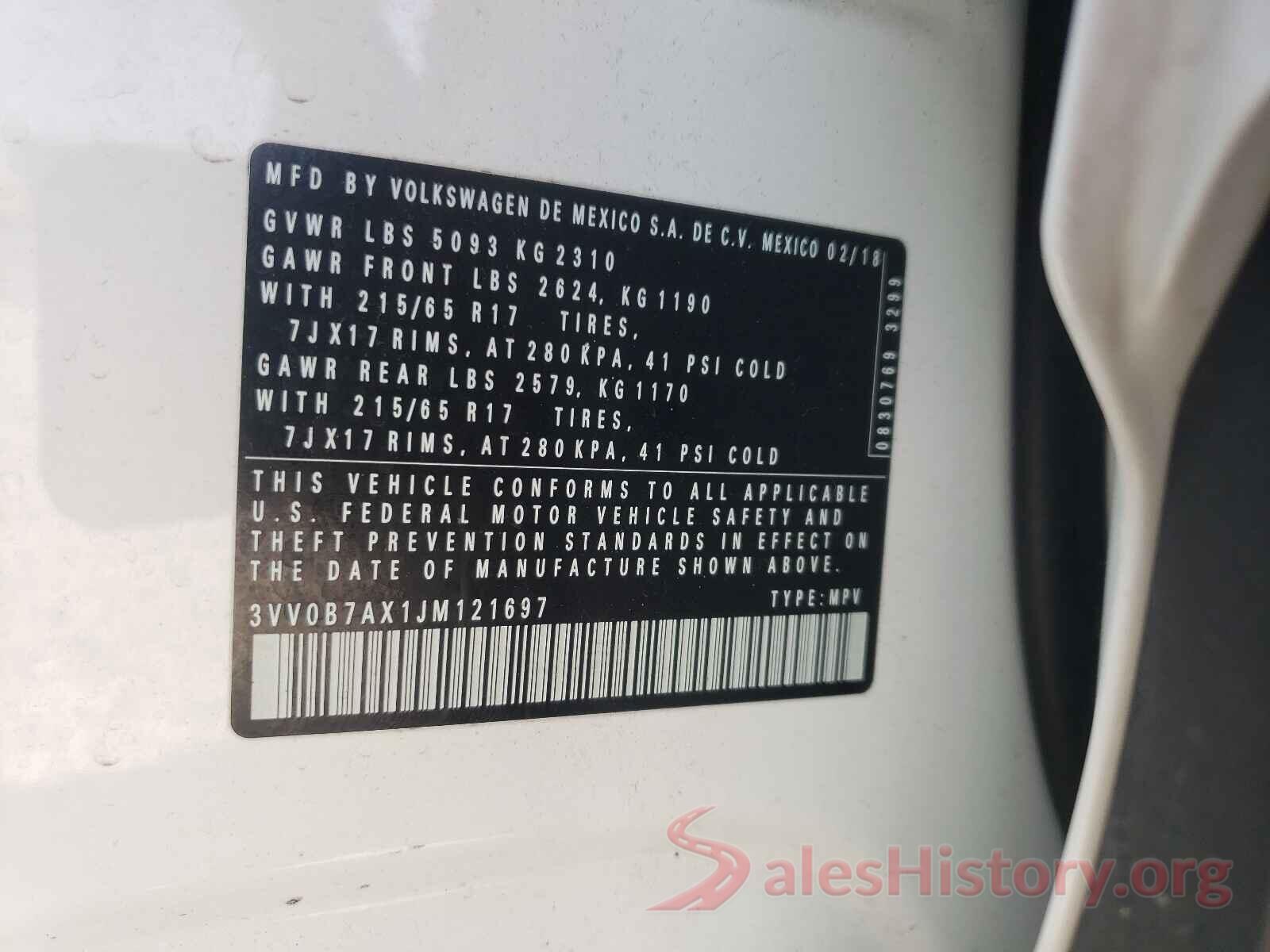 3VV0B7AX1JM121697 2018 VOLKSWAGEN TIGUAN