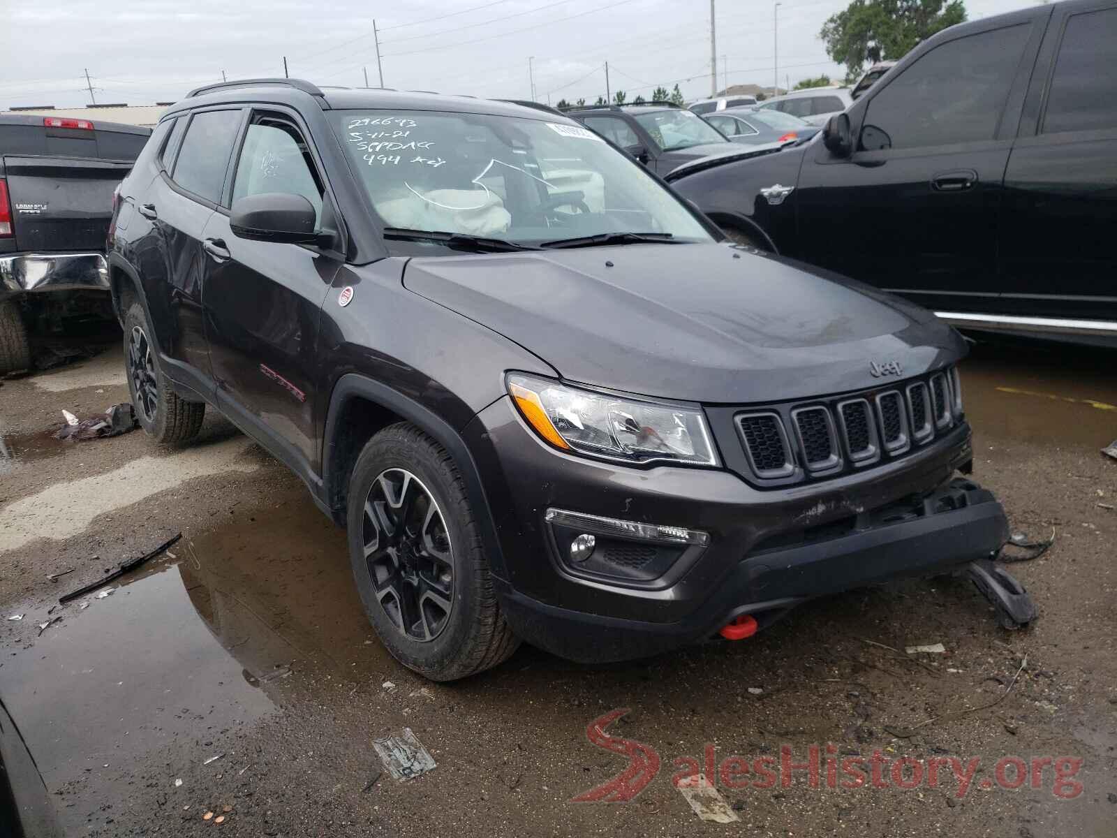 3C4NJDDB1MT564979 2021 JEEP COMPASS