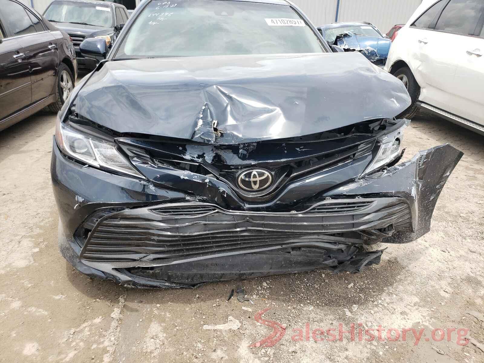 4T1B11HK6JU555932 2018 TOYOTA CAMRY