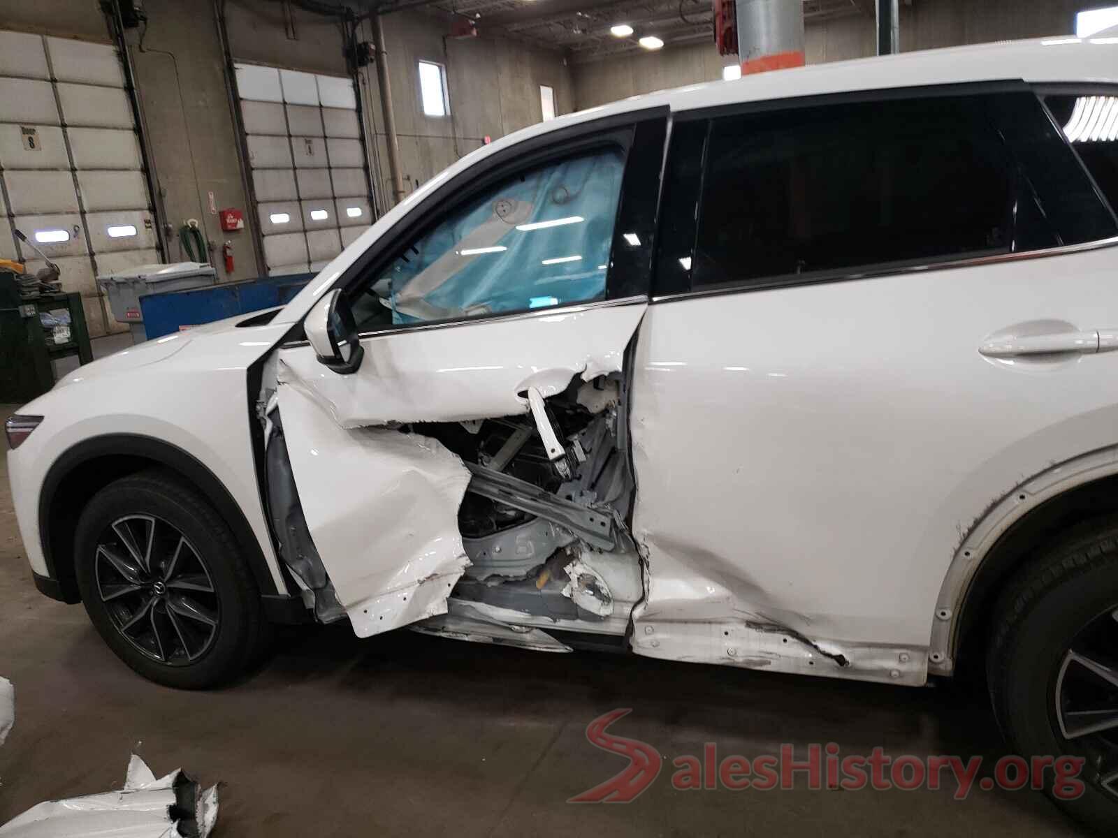 JM3KFBDL5H0108477 2017 MAZDA CX-5