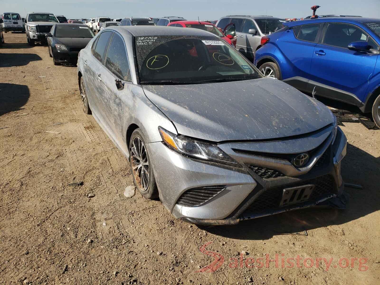 4T1B11HK4KU767066 2019 TOYOTA CAMRY