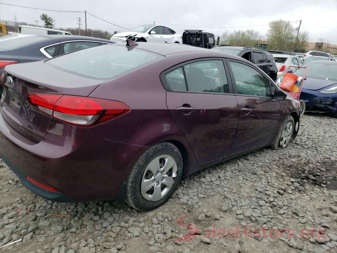 3KPFK4A7XHE158002 2017 KIA FORTE