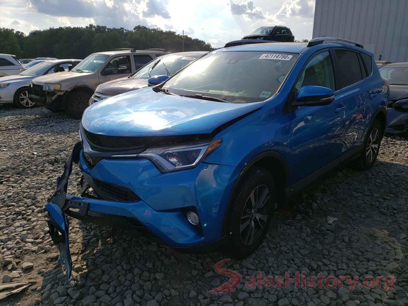 2T3RFREV3JW790454 2018 TOYOTA RAV4