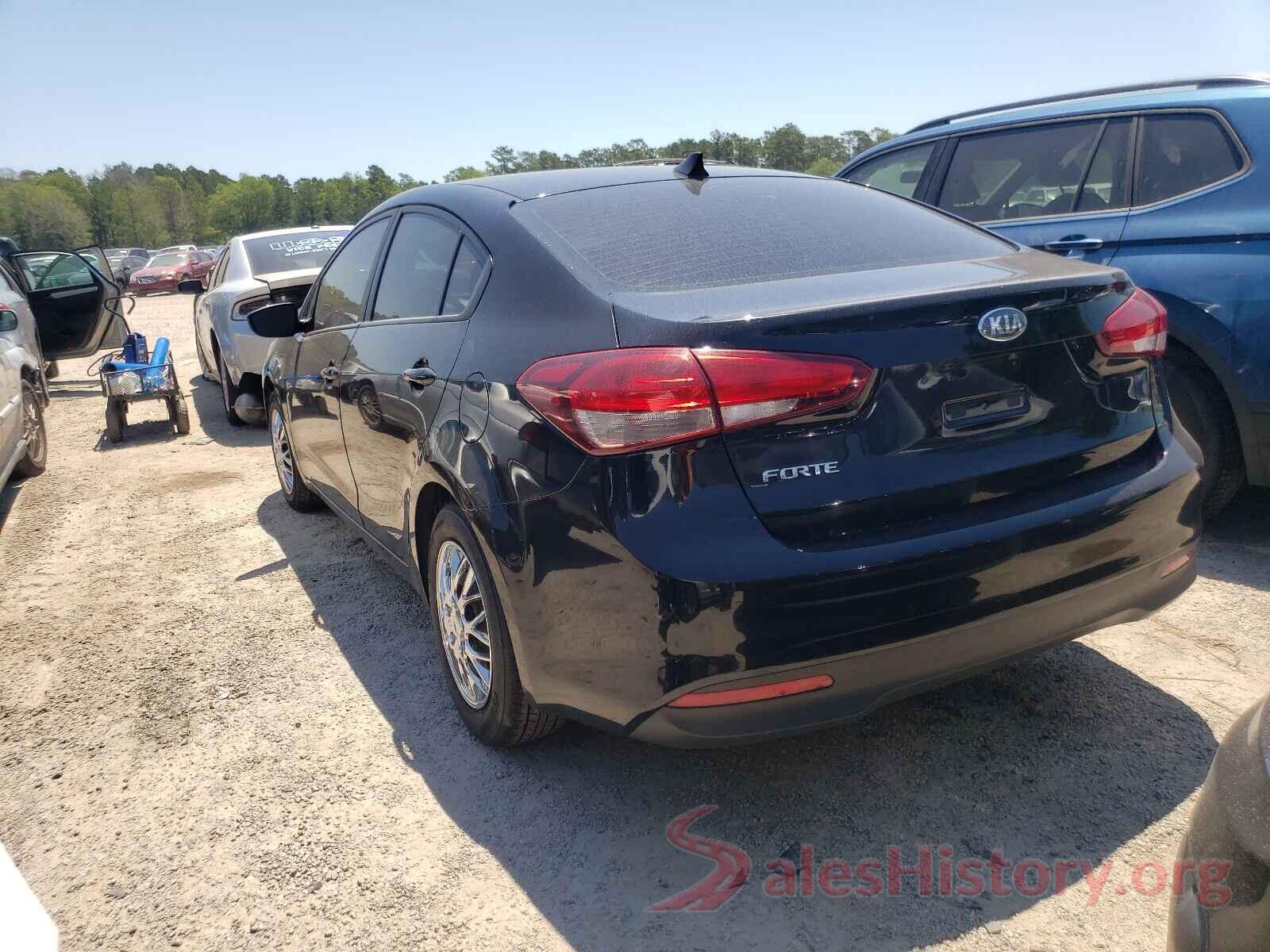 3KPFK4A78HE012438 2017 KIA FORTE