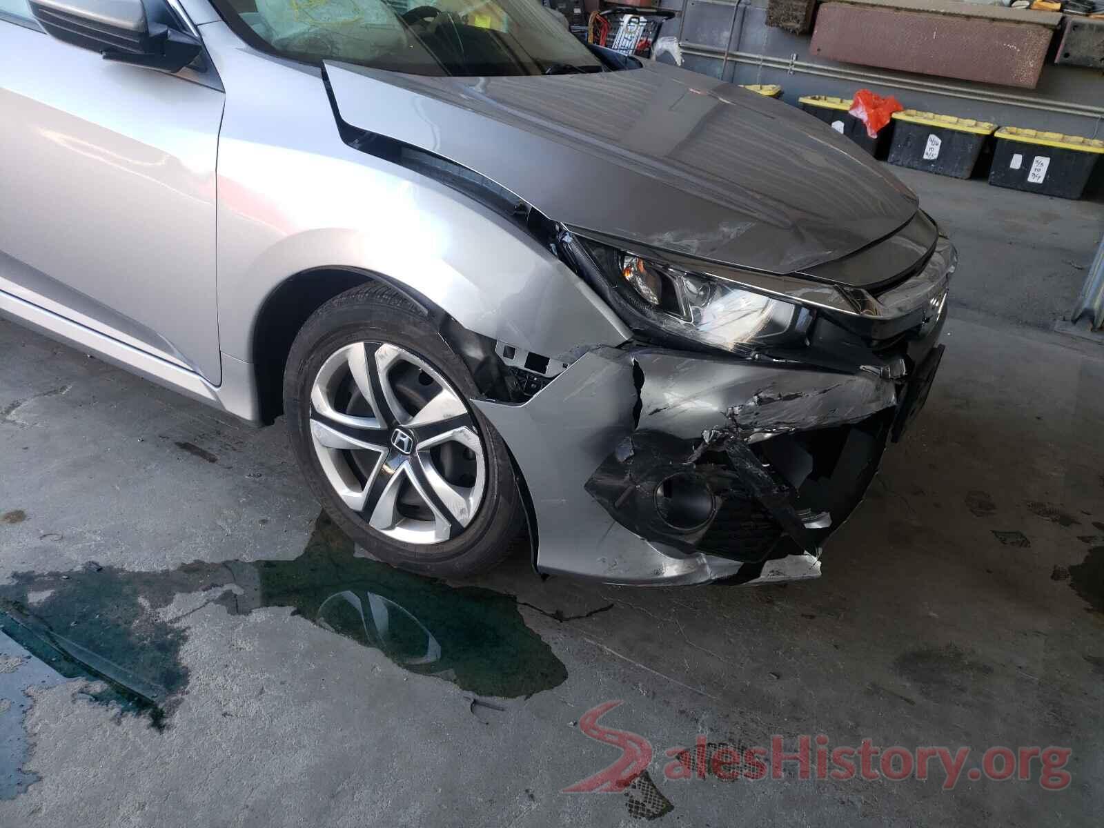 2HGFC2F60JH517063 2018 HONDA CIVIC