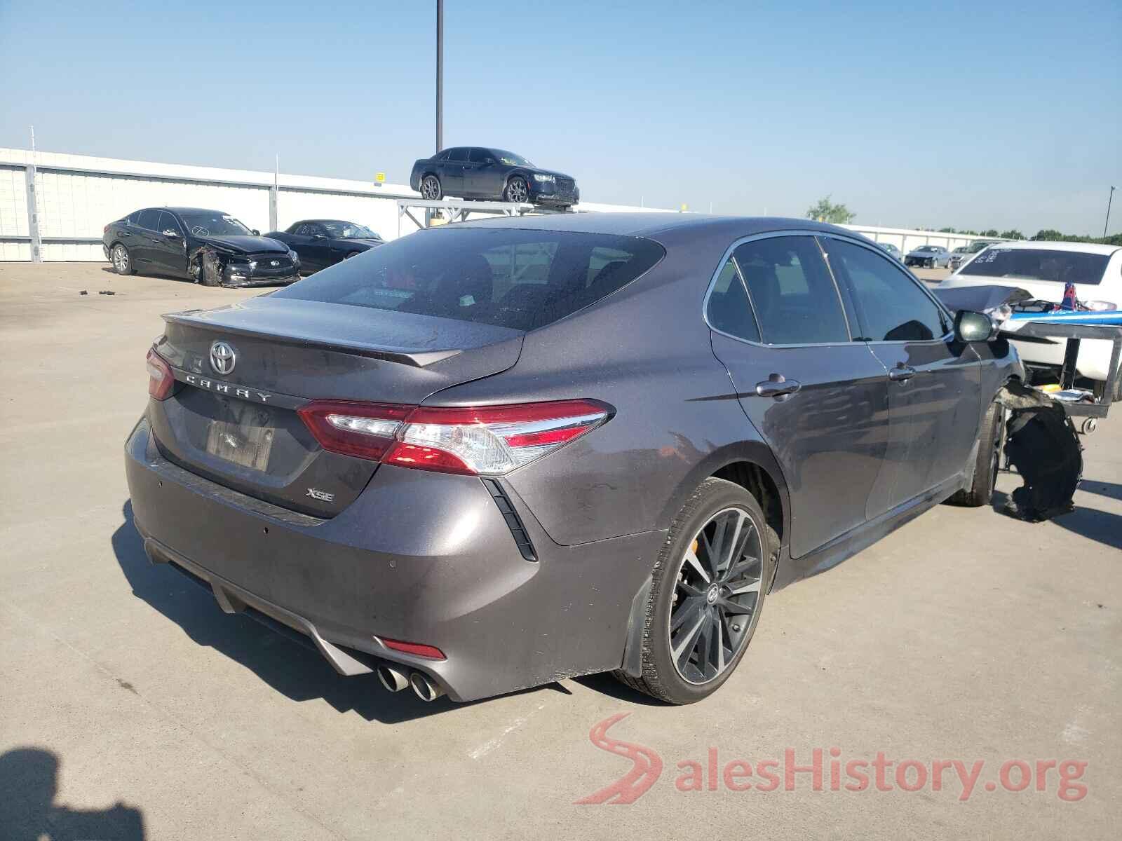 4T1B61HK4JU058203 2018 TOYOTA CAMRY