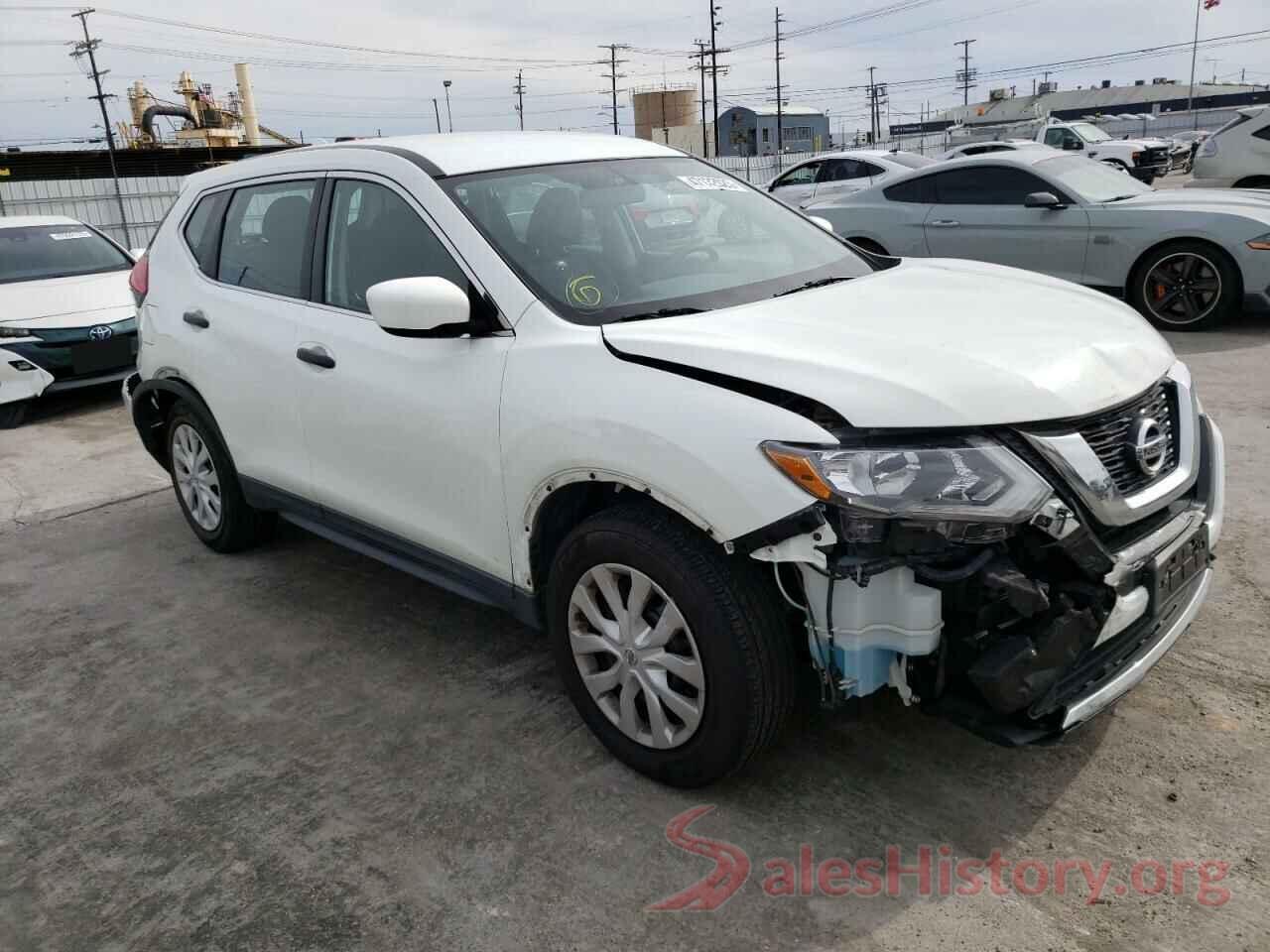 KNMAT2MT8HP513611 2017 NISSAN ROGUE