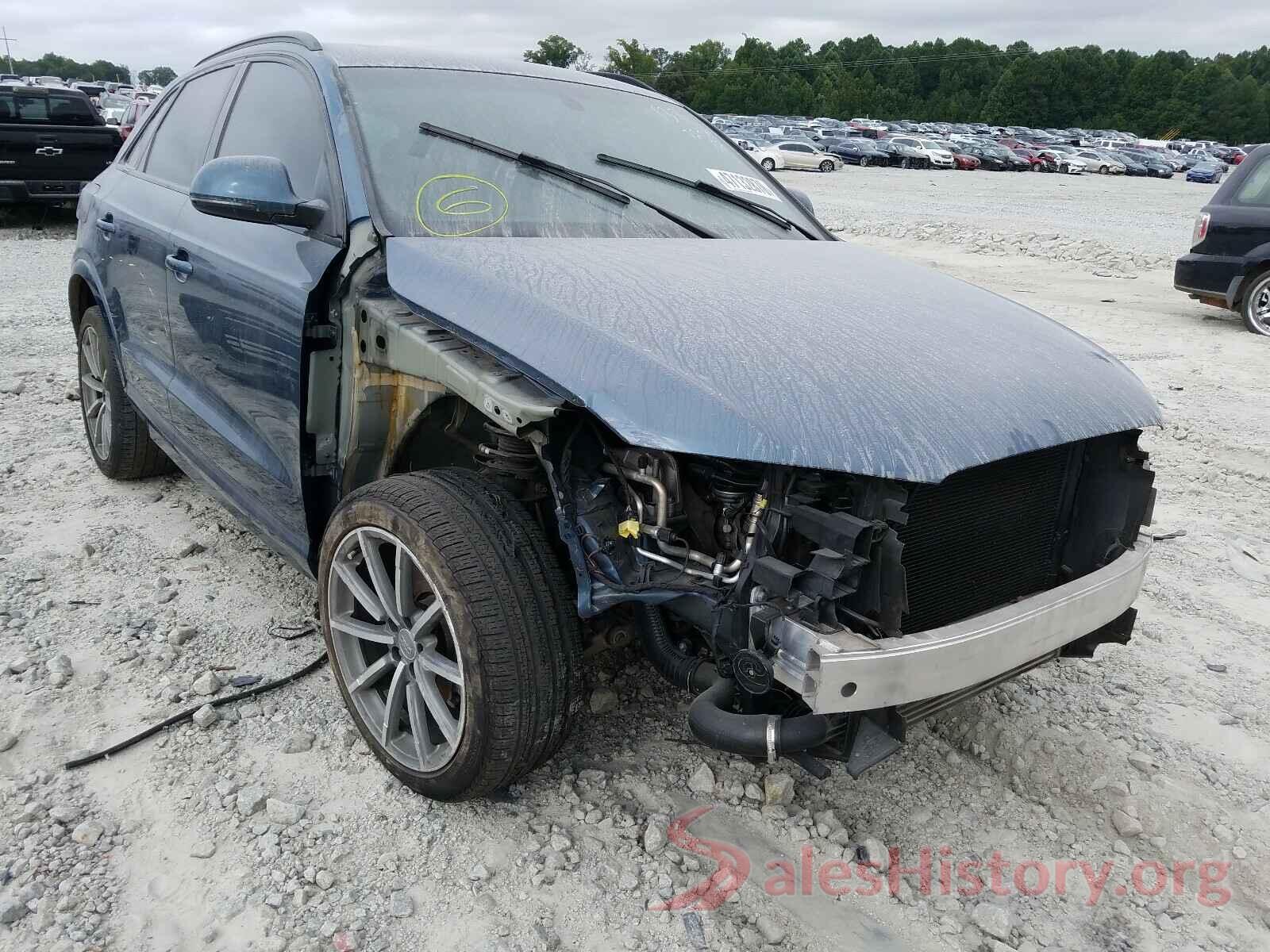 WA1JCCFS6JR011386 2018 AUDI Q3