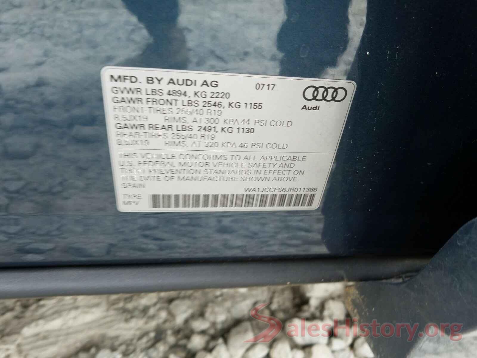 WA1JCCFS6JR011386 2018 AUDI Q3