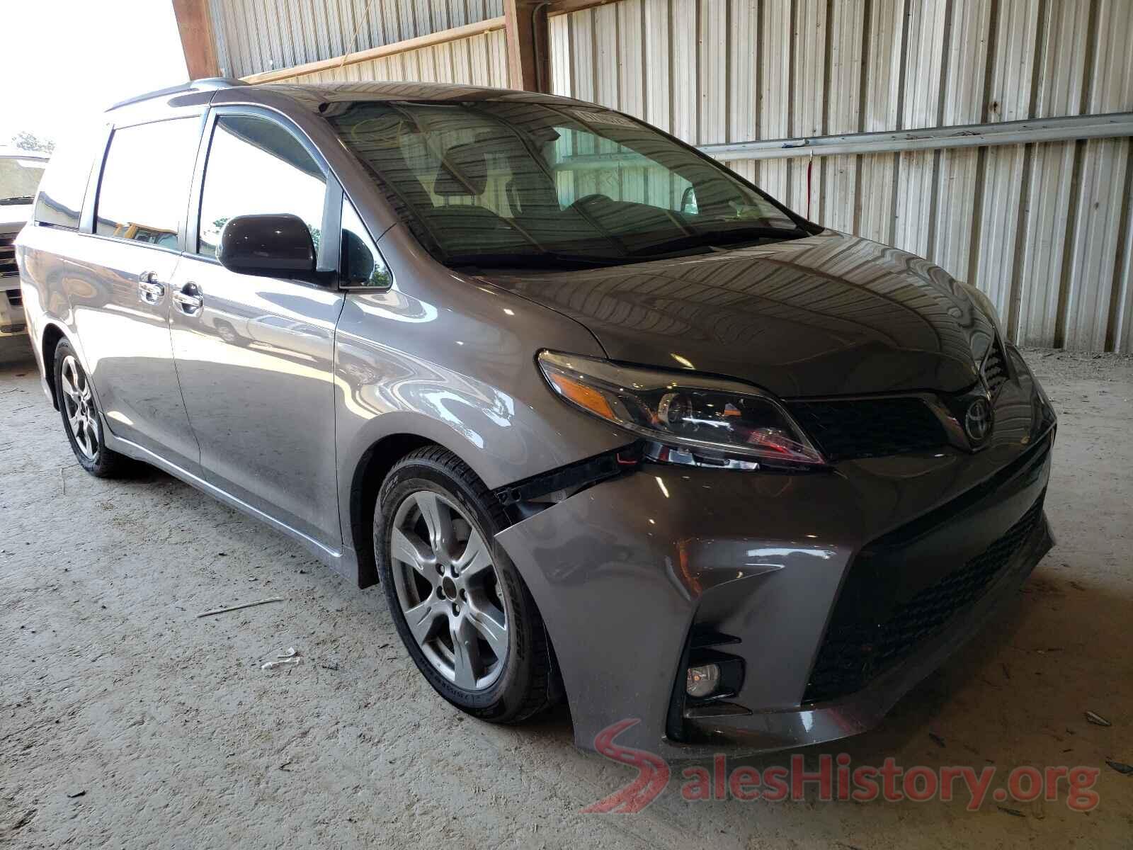 5TDXZ3DC1JS904447 2018 TOYOTA SIENNA