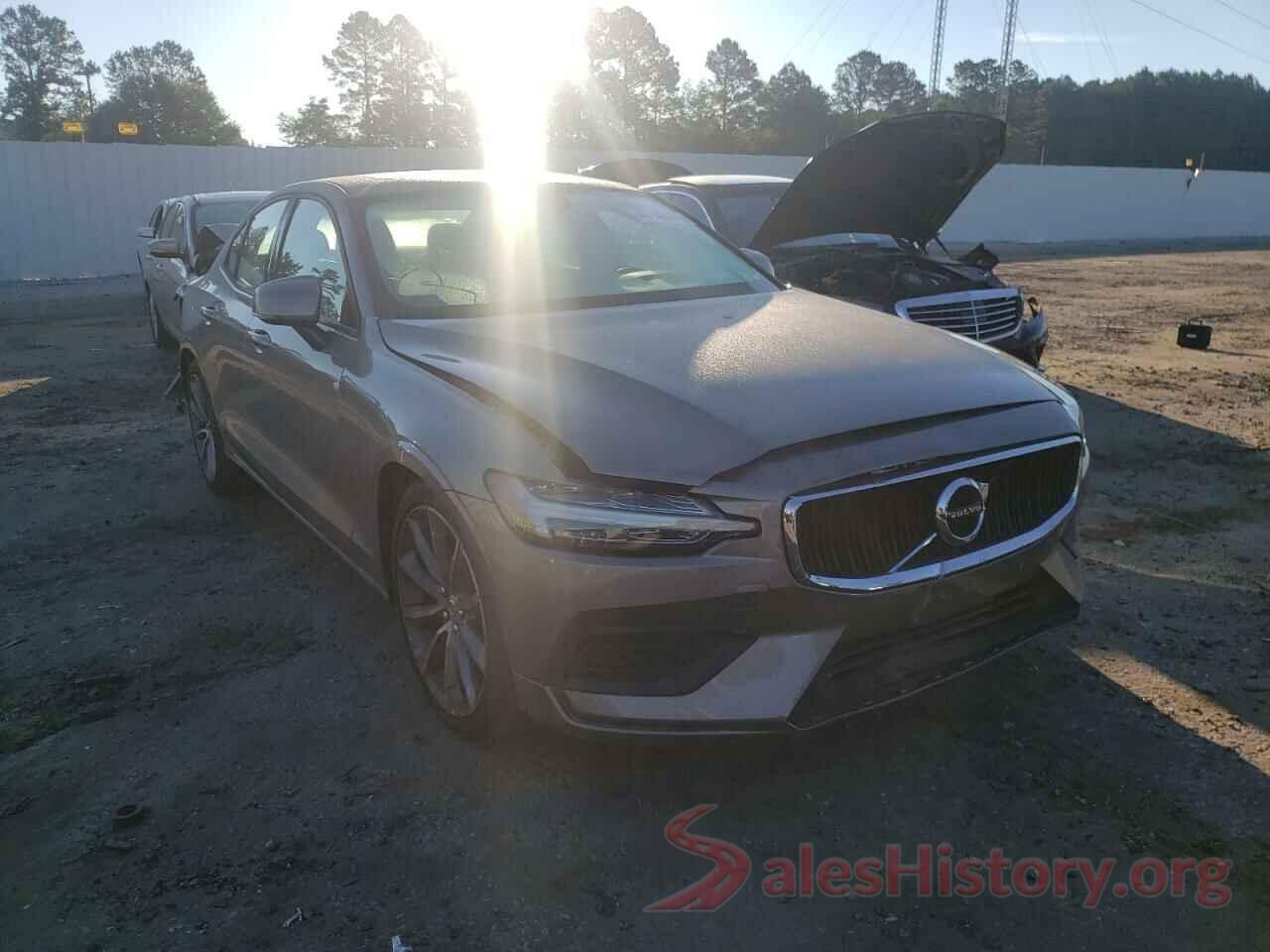 7JR102FK0KG011326 2019 VOLVO S60