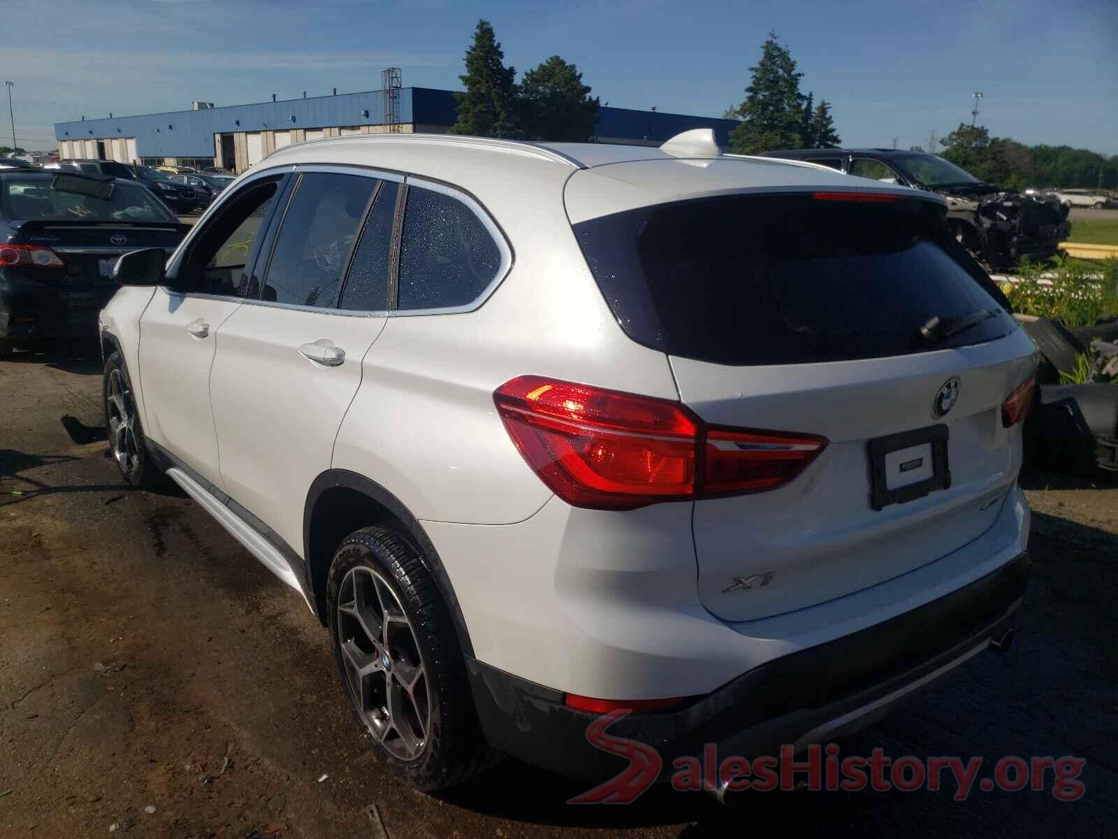 WBXHU7C37J5L08117 2018 BMW X1