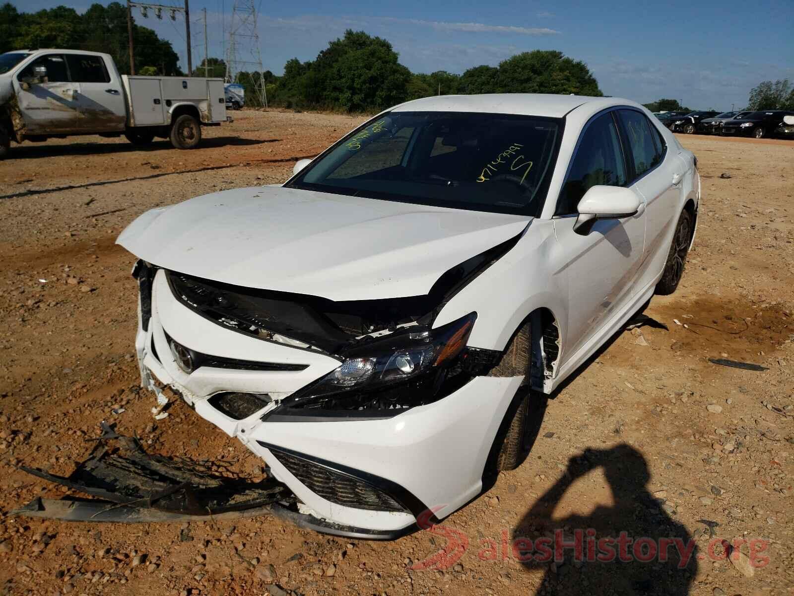 4T1G11AK5MU402432 2021 TOYOTA CAMRY